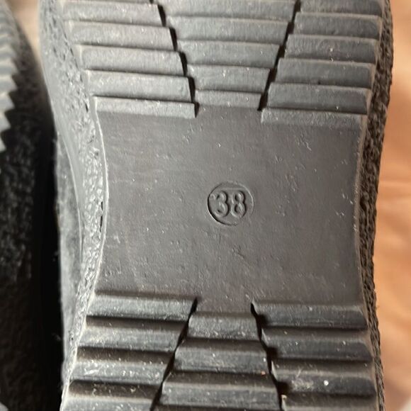 Flexus Spring Step Ernestina Faux Fur Quilted Boots. Size 38(8). - Picture 12 of 15